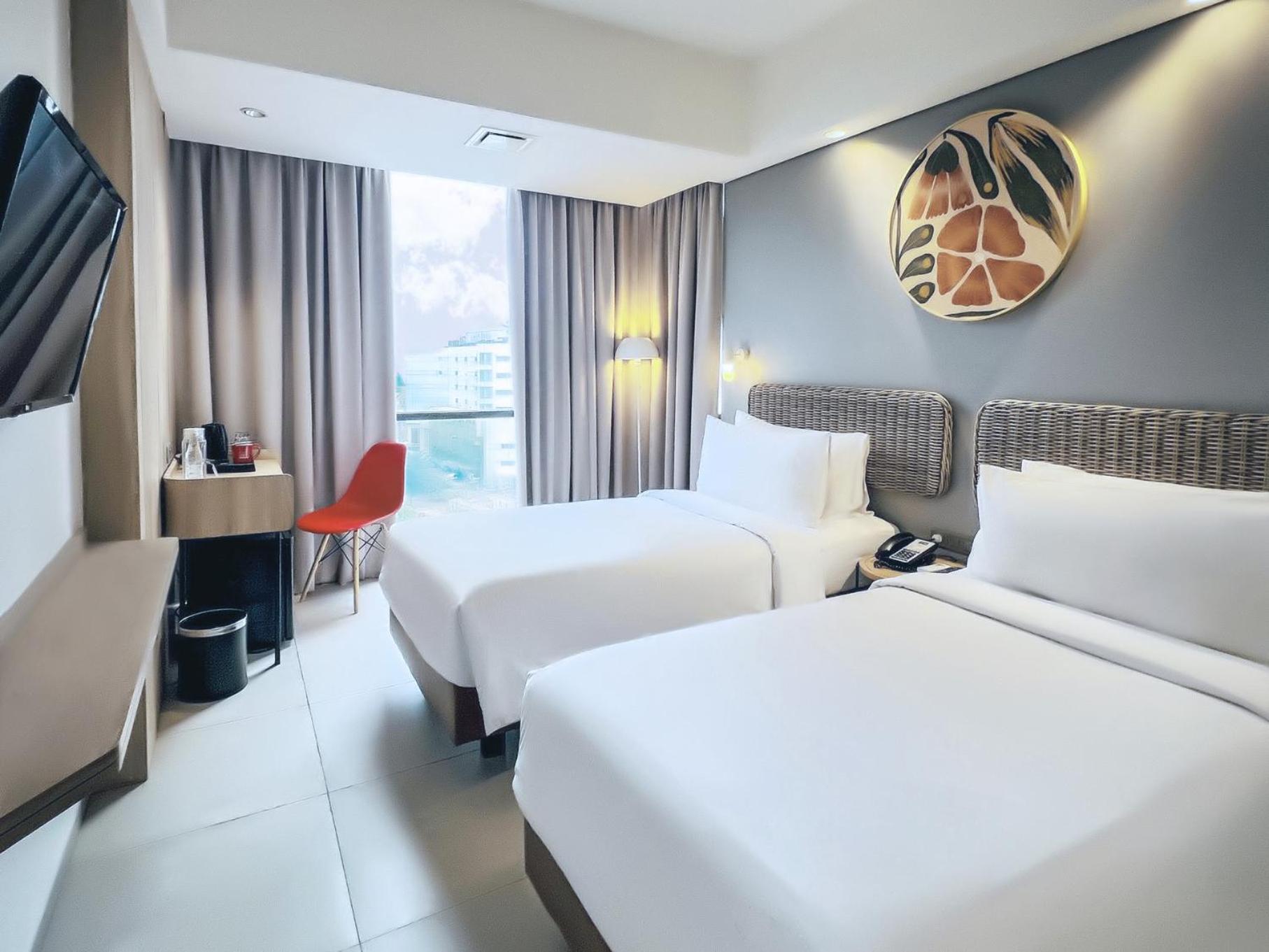 Neo Hotel Puri Indah Jakarta Exteriör bild